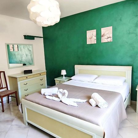 Casa Delle Camelie Apartment Cefalu Ngoại thất bức ảnh